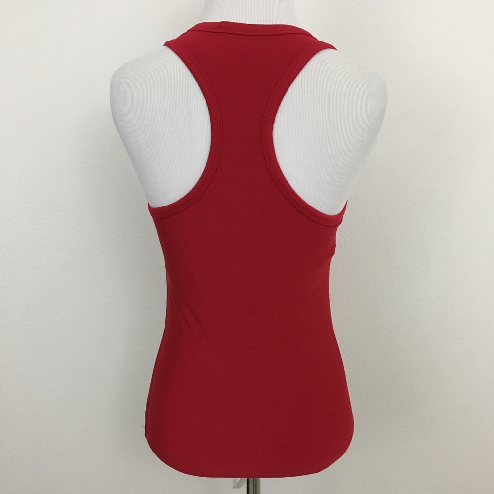 🔴 Athletic Racerback Tank Top - Picture 4 of 5